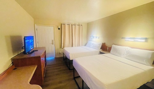 Double Room, 2 Double Beds