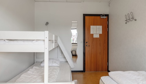 Triple Room, Shared Bathroom