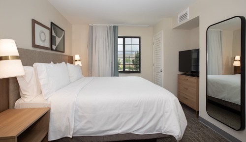 Suite, 1 Bedroom, Kitchen