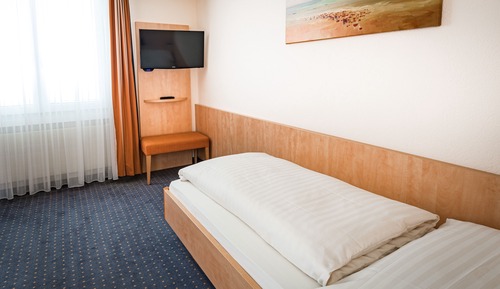 Standard Single Room