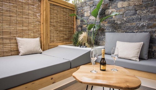 Deluxe Double Room, Jetted Tub