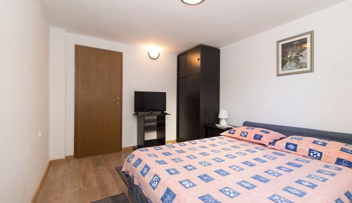 Apartment (A1)