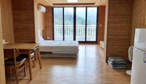 Economy Double Room