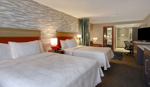 Studio, 2 Queen Beds, Accessible, Bathtub (Mobility & Hearing)