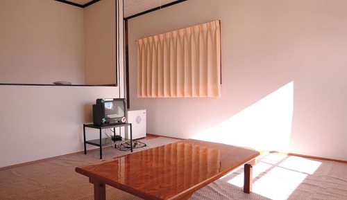 Japanese Style Room for 2-4 people, Akadake