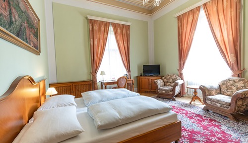 Historic Double Room, Shared Bathroom