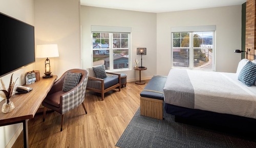 Standard Room, 1 King Bed
