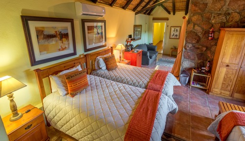 Deluxe Twin Room