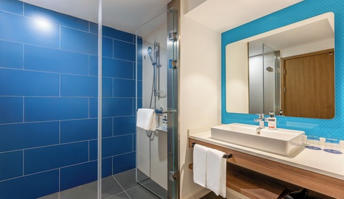 Standard Room, 2 Twin Beds (High Floor)