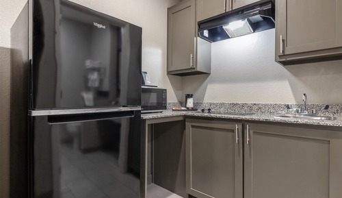 Suite, 2 Queen Beds, Non Smoking, Kitchen (Dining Table, Full Kitchen)
