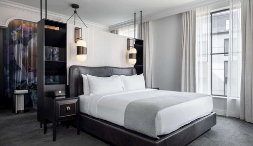 Junior Suite, 1 King Bed