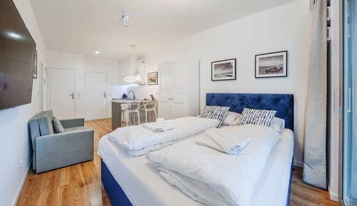 Studio Suite (1 A)