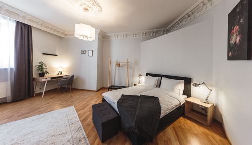 Superior Apartment, 4 Bedrooms, Courtyard Area