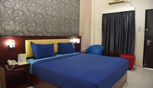 Deluxe Room, 1 King Bed