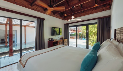 Three Bedroom Beach Residence with Private Pool