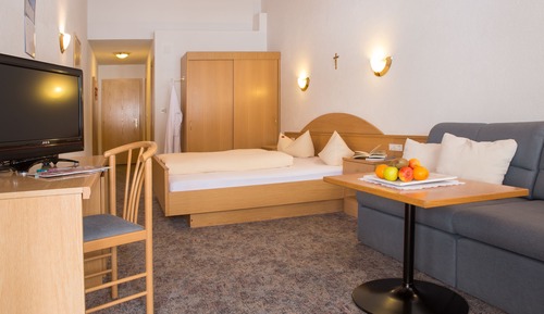 Basic Double Room, Non Smoking
