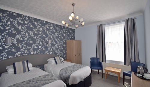 Standard Twin Room