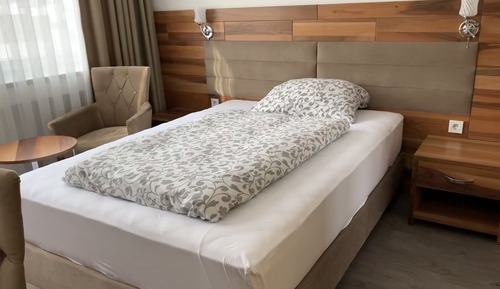 Standard Single Room, Ensuite