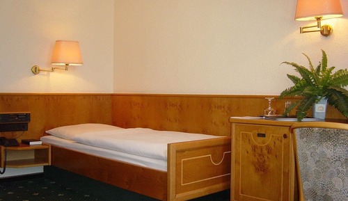 Standard Single Room