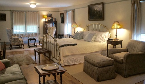 Superior Double Room (The Writer's Room)