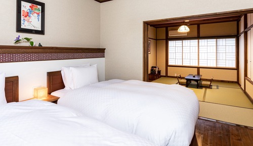 Otonari - Traditional Double Storey house with Open-Air Bath & Garden, Non Smoking