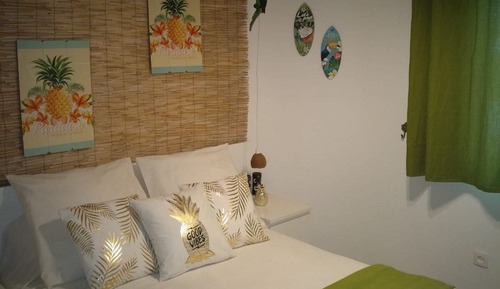 Standard Double Room, Shared Bathroom