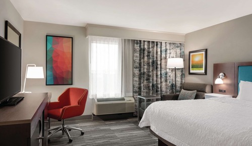Room, 1 King Bed, Accessible (Hearing)