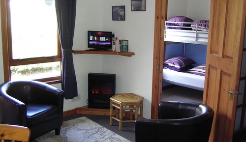 Family Apartment, Hill View (Anvil)