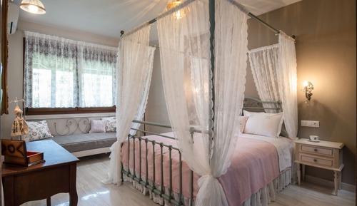 Deluxe Apartment (Rodia)