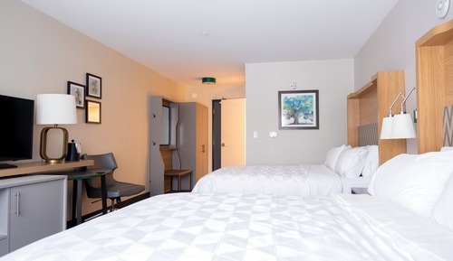 Standard Room, 2 Queen Beds, Accessible (Communications)