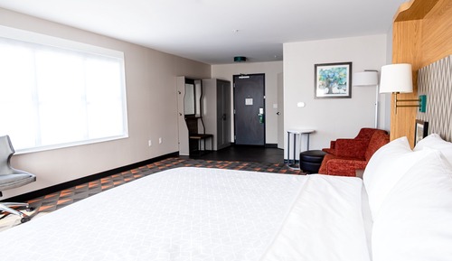 Standard Room, 1 King Bed