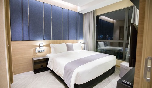 2 Bedrooms Suite - Free Mini Bar