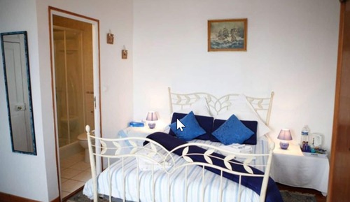 Double Room (Blue Room)