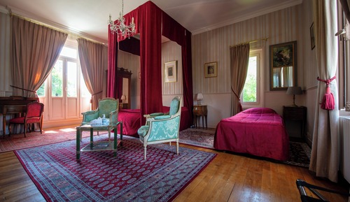 Triple Room (Royale)