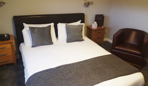Queen Double Room