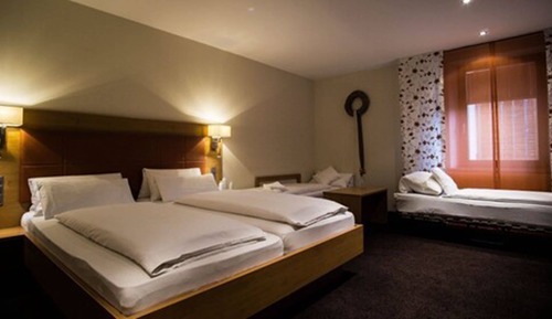 Classic Quadruple Room, 1 Queen Bed with Sofa bed