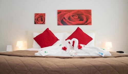Comfort Room, 2 Bedrooms, Terrace