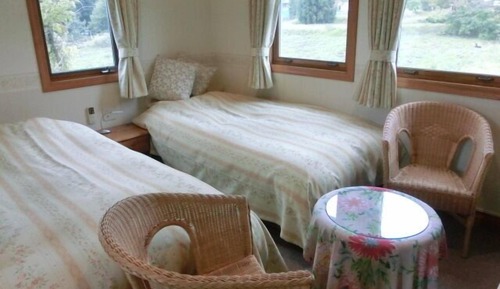 Twin room with Bath