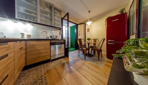 Premium Apartment, 2 Bedrooms, Refrigerator & Microwave, Park View