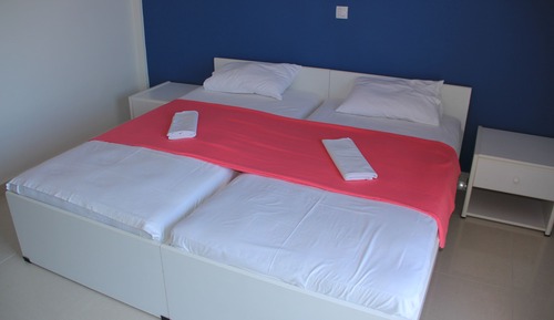 Room, Sea View