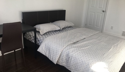 Double Room, 1 Queen Bed