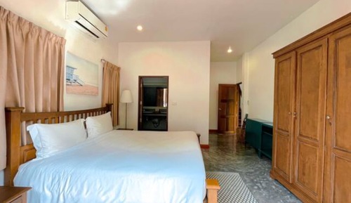 Villa, 2 Bedrooms, Poolside