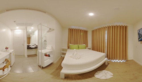 1 Bedroom Suite