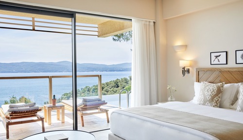 Premium Suite private pool | Nest Infinity Rooms & Suites