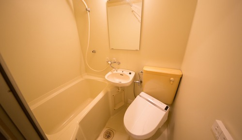 Standard Single Room, Smoking