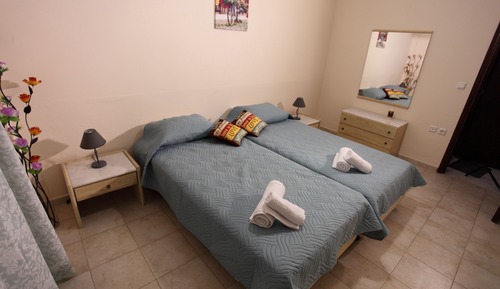 House, 3 Bedrooms, Mountain View