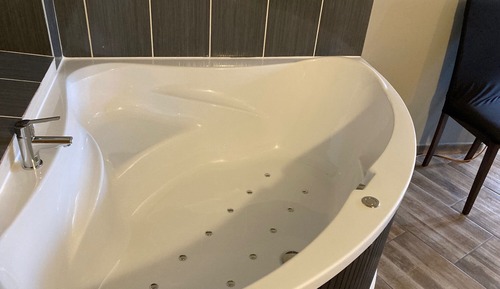 Classic Room, 1 Bedroom, 1 Queen Bed and 1 Twin Bed,