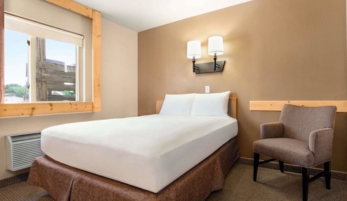 Room, 1 Queen Bed, Non Smoking