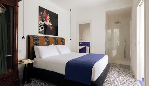 Family suite, 1 bedroom, terrace, garden view, next to main building