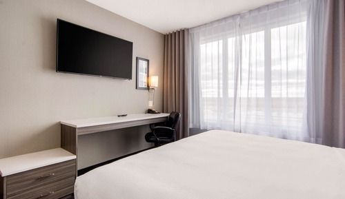  Accessible Room, 1 King Bed, Non Smoking 